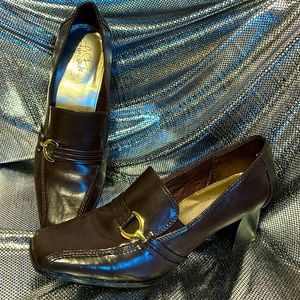 New Woman’s Life-Stride Brown Heeled Dress/Casual Shoes Soft System size 8 1/2👞